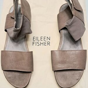 Eileen Fisher Women's Tan Sandals